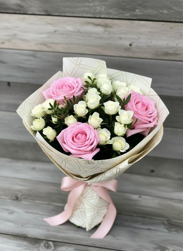 Букет цветов из: Розы в Бессоновке