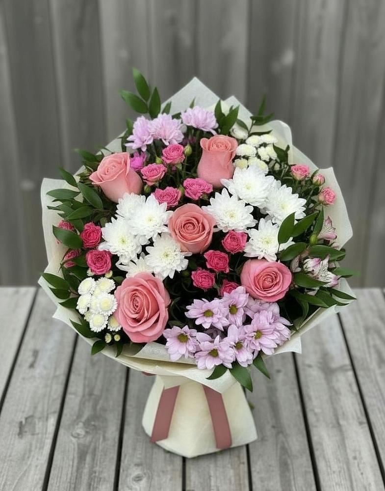 Букет цветов из: Альстромерии, Гвоздики, Розы и Хризантемы в Бессоновке