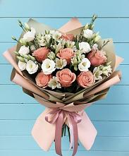 Букет цветов из:  Розы, Альстромерии и Лизиантусы в Бессоновке
