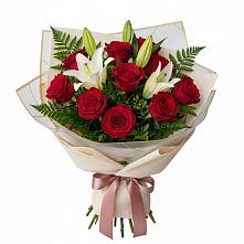 Букет цветов из:  Лилии и Розы в Бессоновке