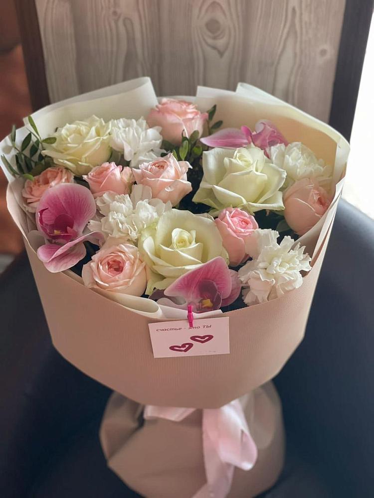 Букет цветов из: Орхидеи, Розы и Гвоздики в Бессоновке