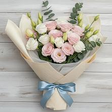 Букет цветов из:  Лизиантусы в Бессоновке