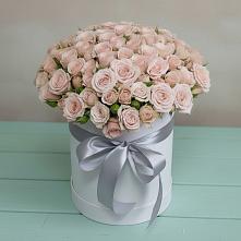 Цветочная композиция из Розы в шляпной коробке в Бессоновке