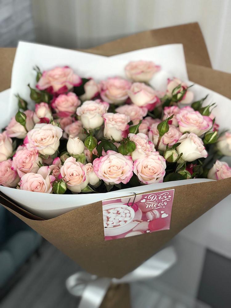 Букет цветов из: Розы в Бессоновке