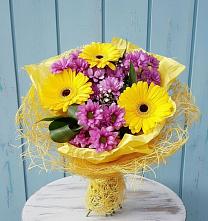 Букет цветов из:  Хризантемы и Герберы в Бессоновке