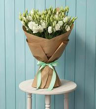 Букет цветов из:  Лизиантусы в Бессоновке