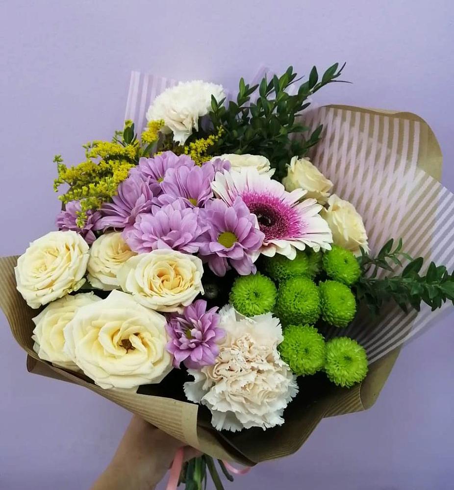 Букет цветов из: Хризантемы, Розы, Гвоздики и Герберы в Бессоновке