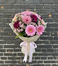 Букет цветов из:  Герберы и Хризантемы в Бессоновке