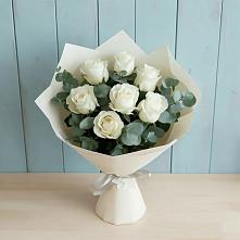 Букет Белые розы в Эвкалипте в Бессоновке